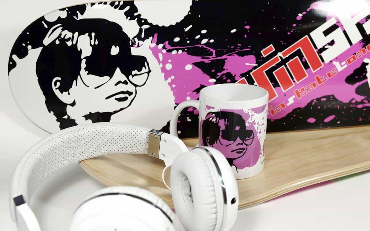 Núria Skateboards Branding - Merchandising by Mazzima Agencia Creativa